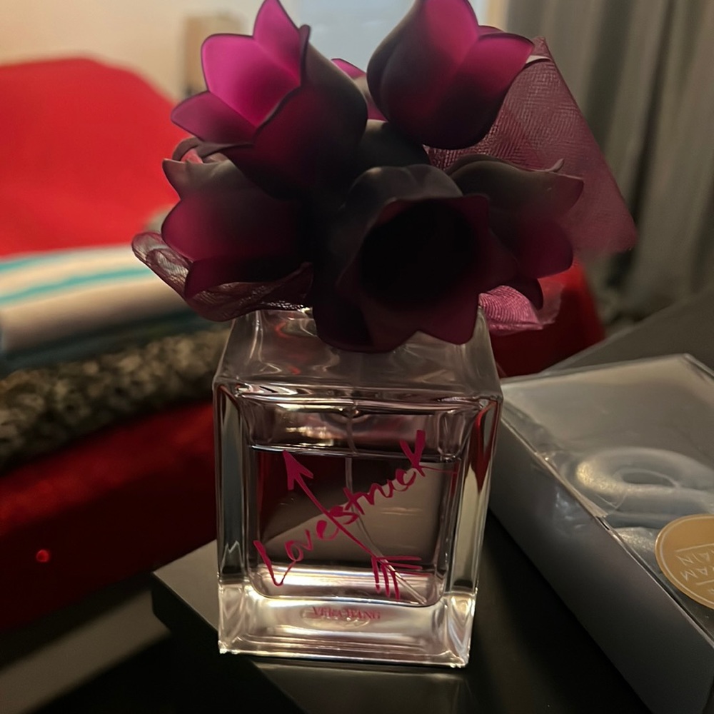 Love struck by Vera Wang perfume